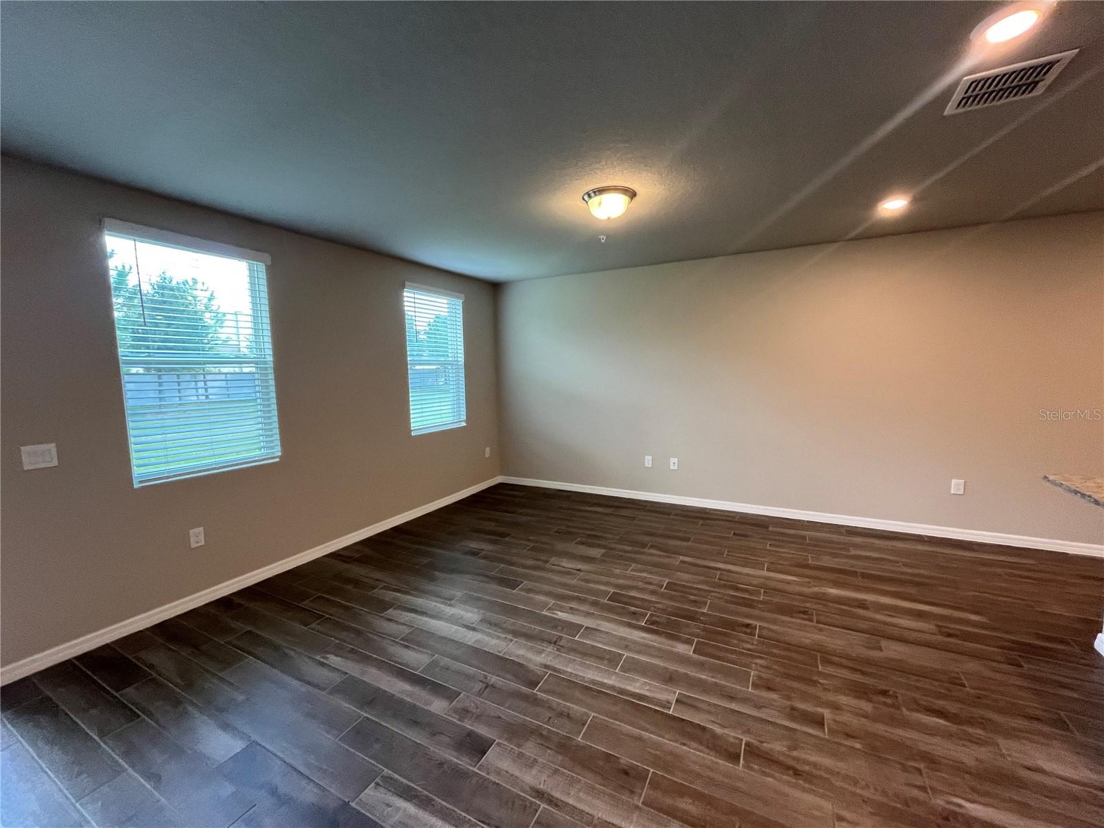 Image 12 of 34 For 2443 Sweet Viburnum Way