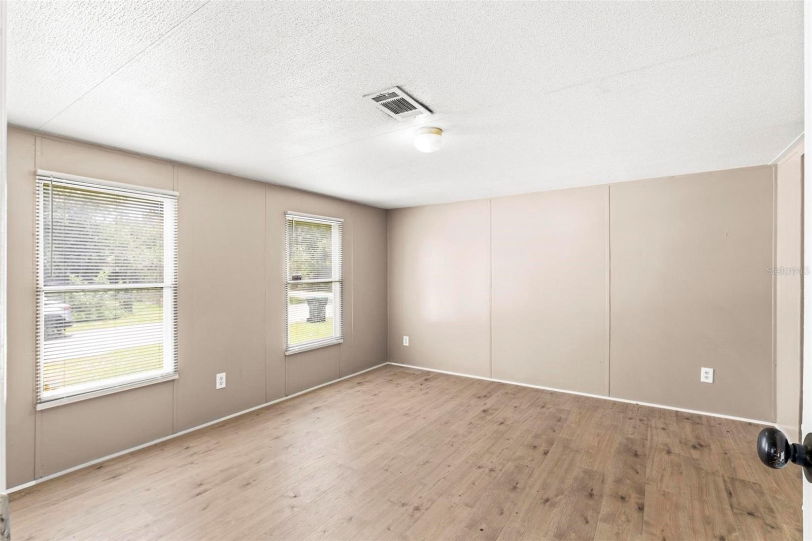 Image 10 of 37 For 201 5th Street