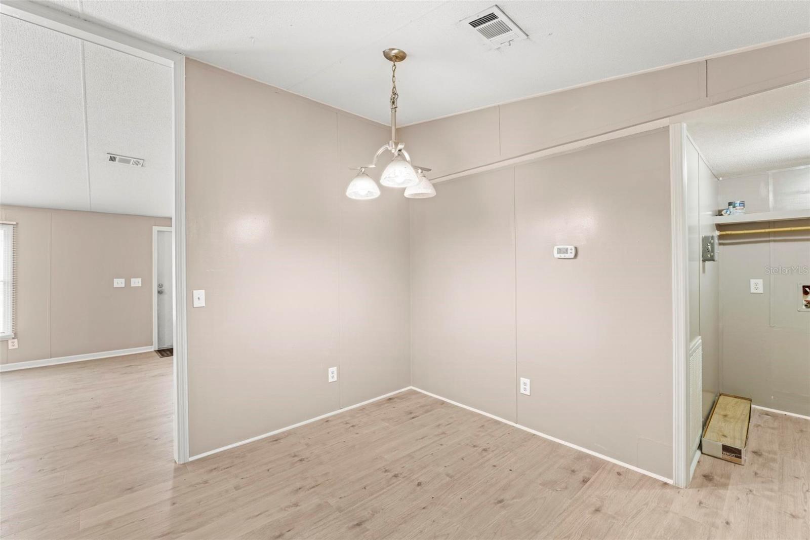 Image 19 of 37 For 201 5th Street