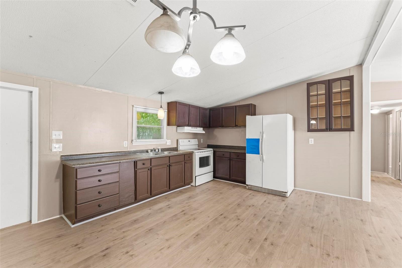 Image 4 of 37 For 201 5th Street