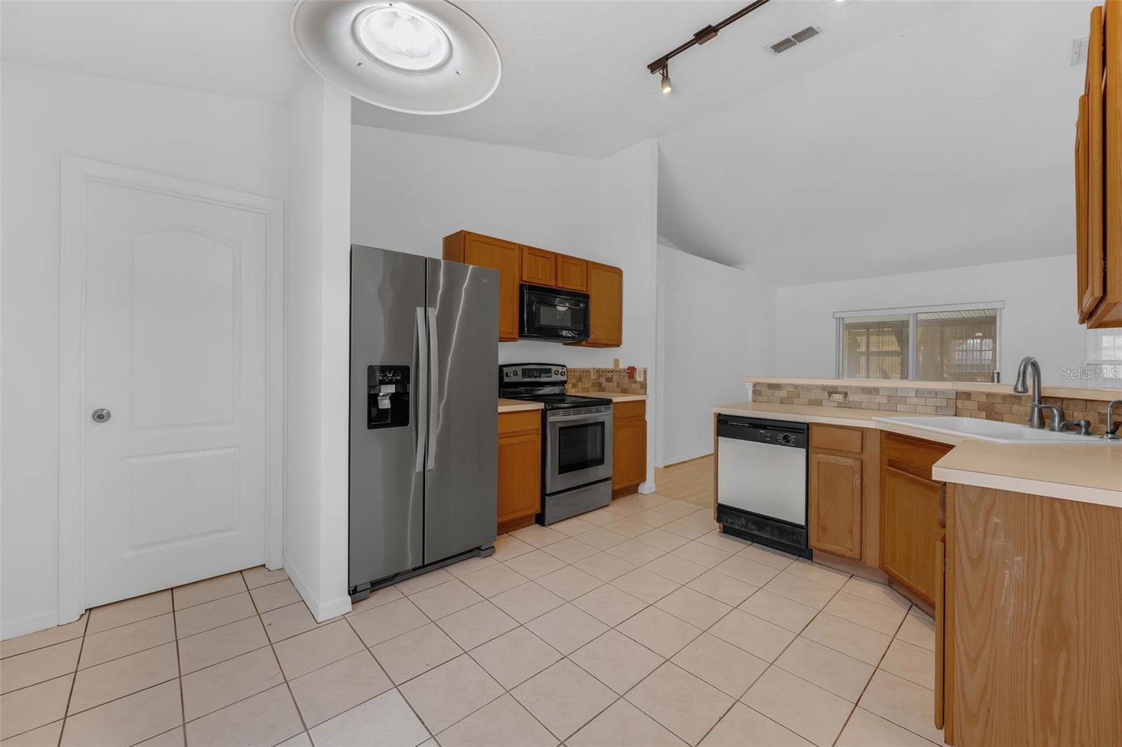 Image 12 of 44 For 203 Heronwood Circle
