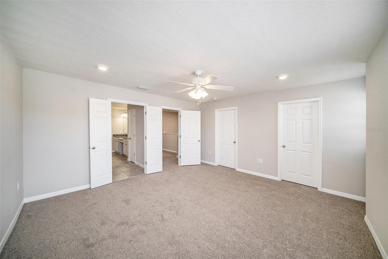 Image 11 of 17 For 18817 Ulmus Street
