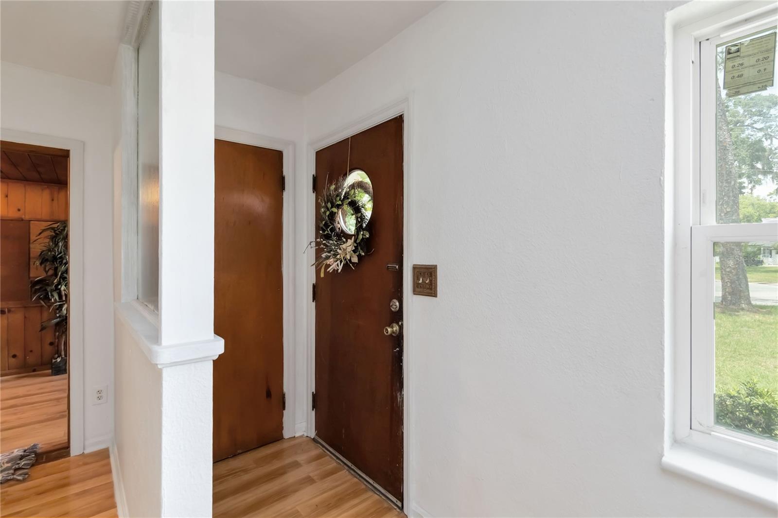 Image 4 of 50 For 1401 Forest Drive