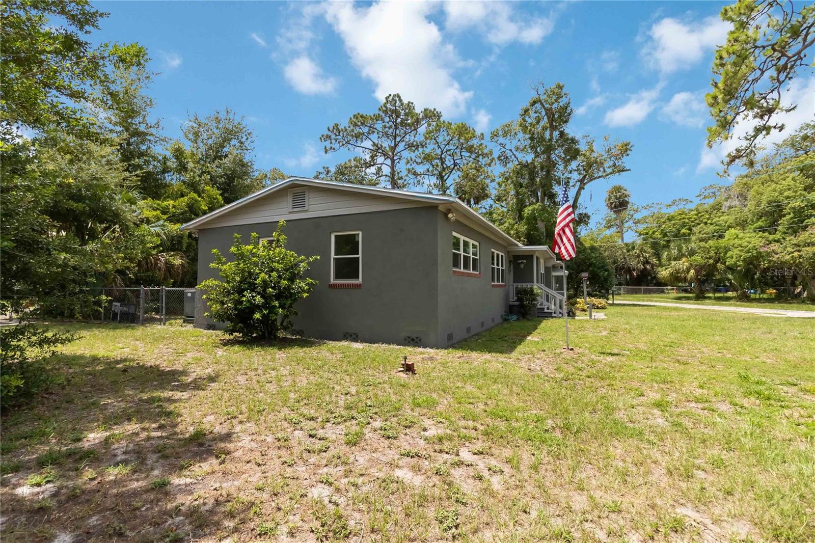 Image 44 of 50 For 1401 Forest Drive