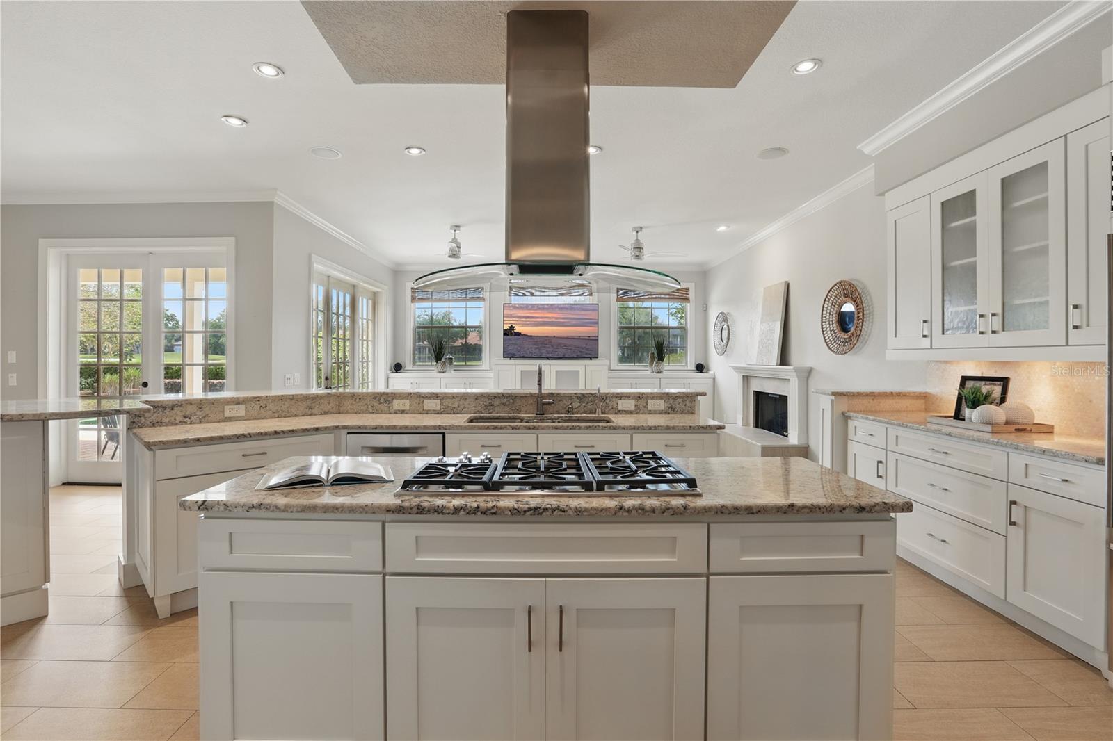 Image 13 of 52 For 6036 Greatwater Dr