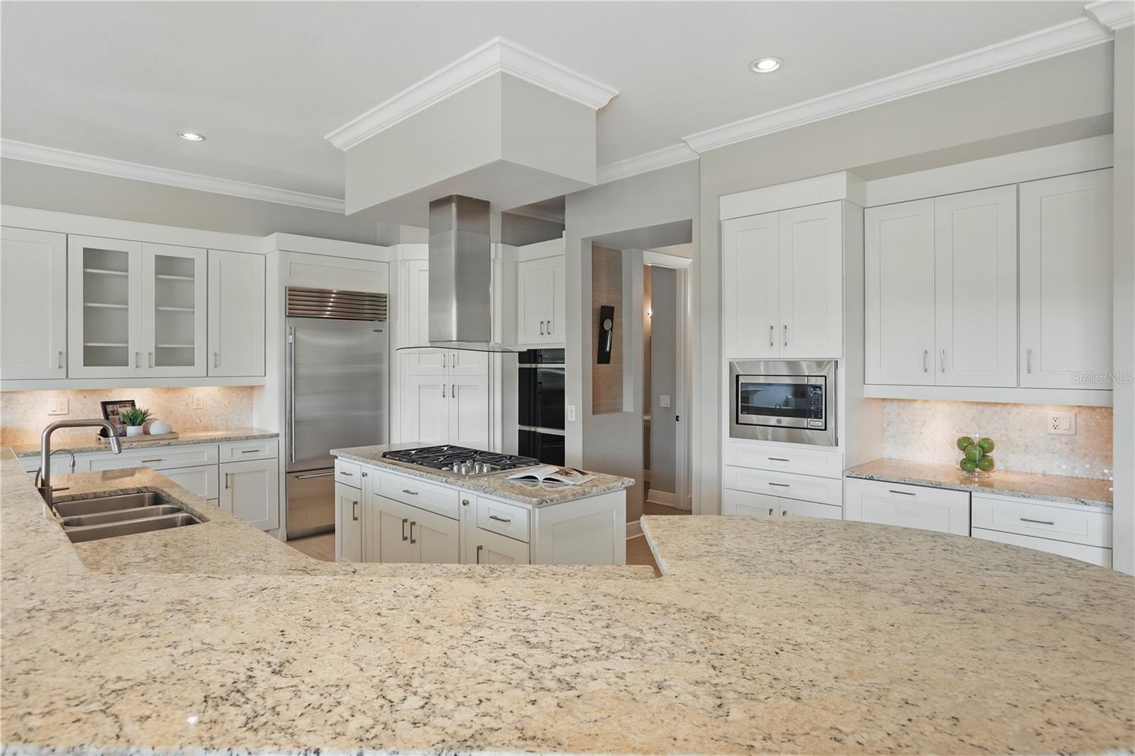 Image 15 of 52 For 6036 Greatwater Dr