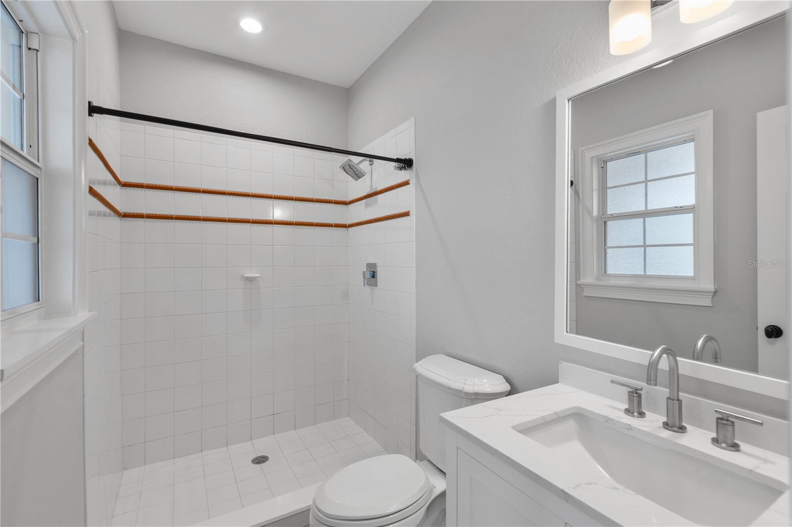 Image 35 of 52 For 6036 Greatwater Dr