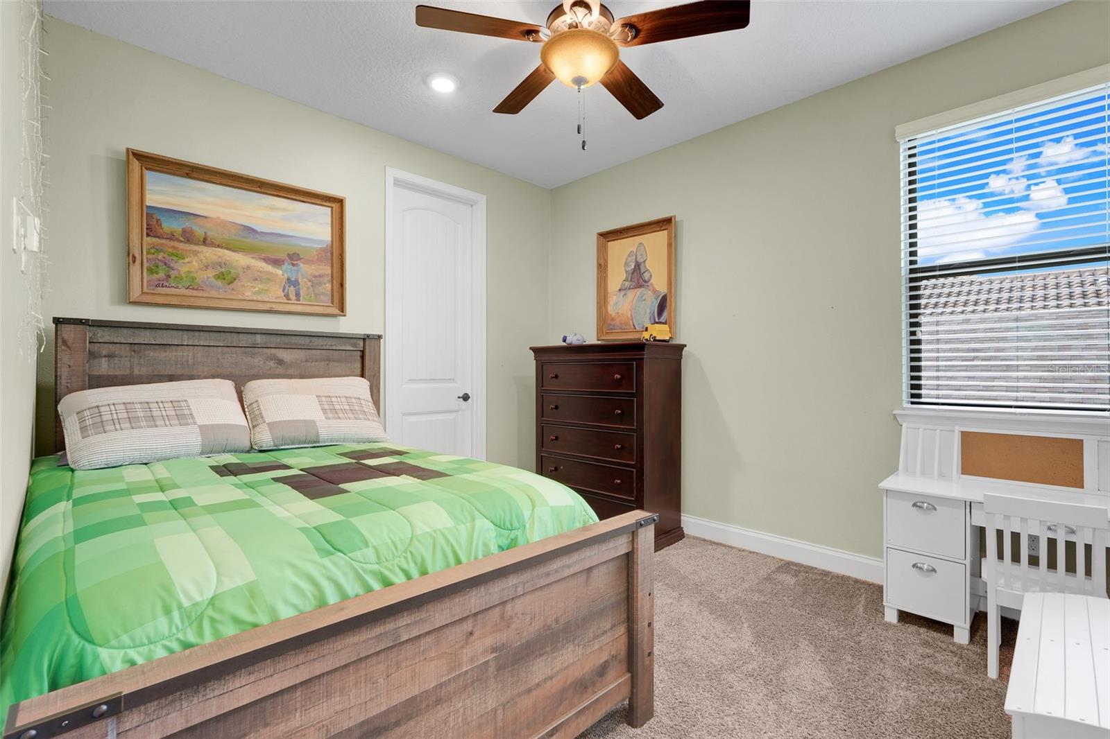 Image 28 of 50 For 8337 Vivaro Isle Way