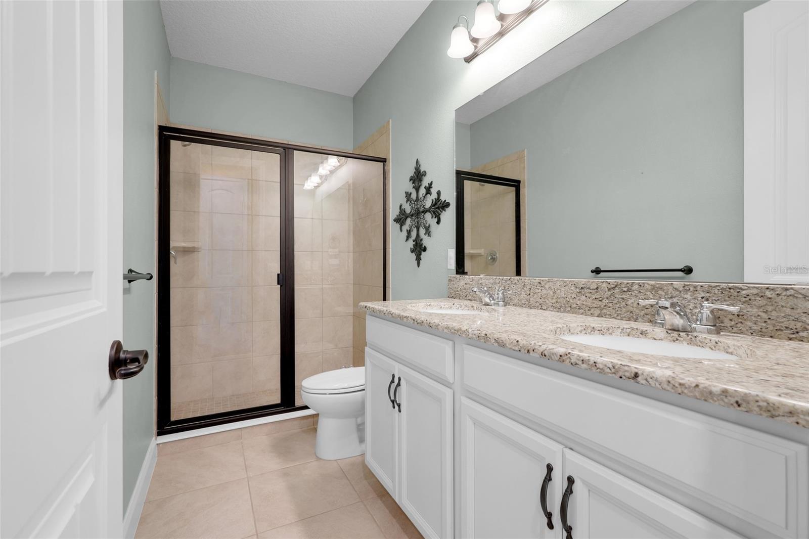 Image 30 of 50 For 8337 Vivaro Isle Way
