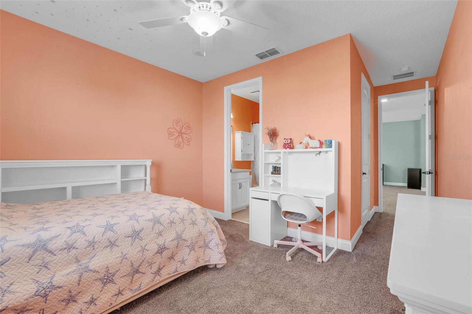 Image 34 of 50 For 8337 Vivaro Isle Way
