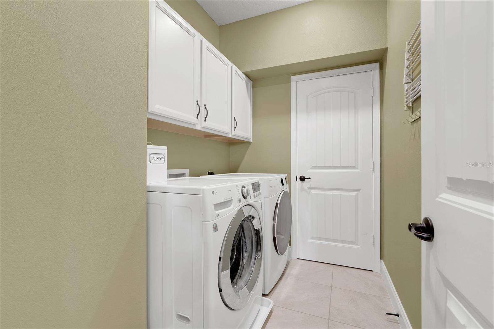 Image 36 of 50 For 8337 Vivaro Isle Way