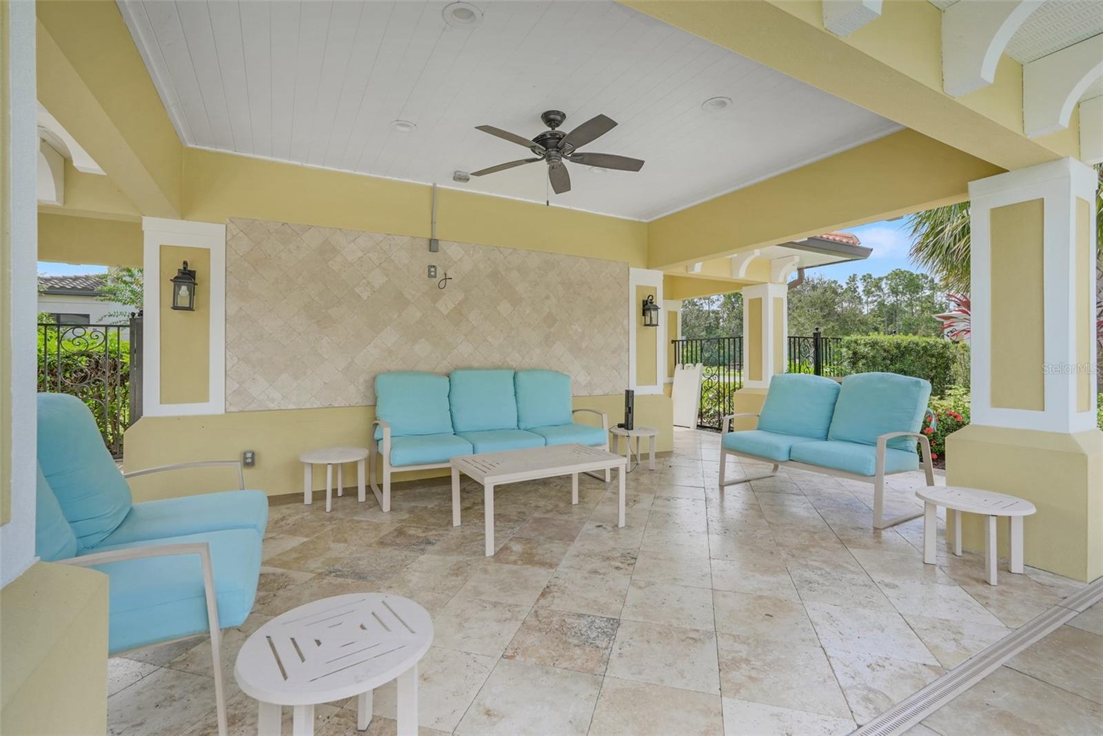 Image 46 of 50 For 8337 Vivaro Isle Way