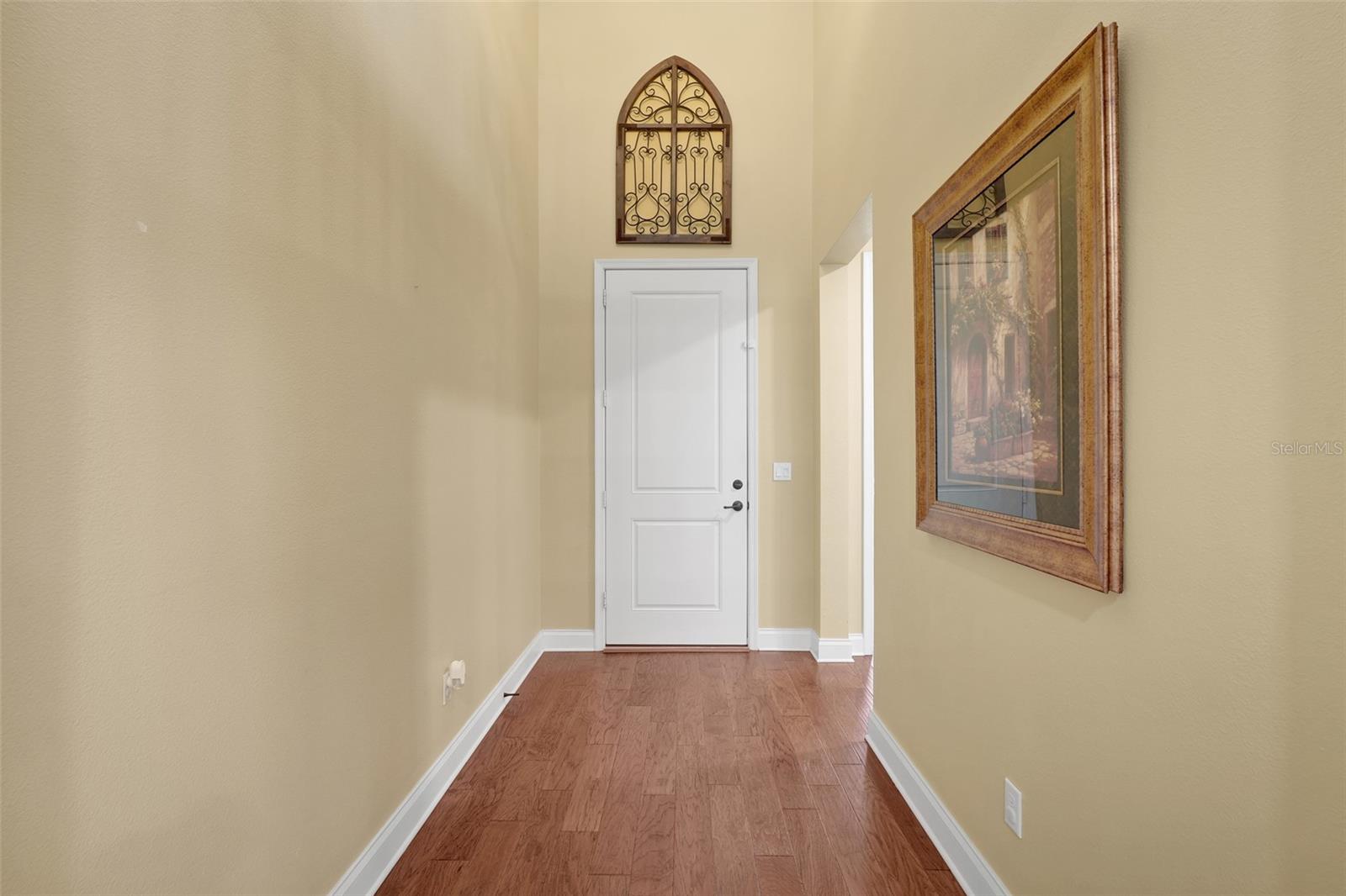 Image 5 of 50 For 8337 Vivaro Isle Way