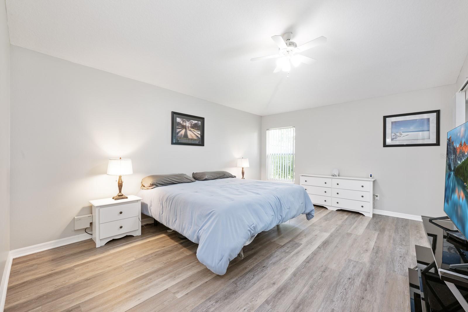 Image 10 of 32 For 27302 Orchid Glade Street