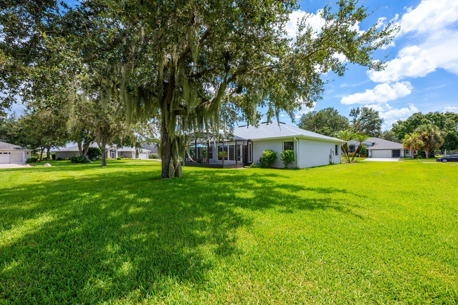 Image 21 of 32 For 27302 Orchid Glade Street
