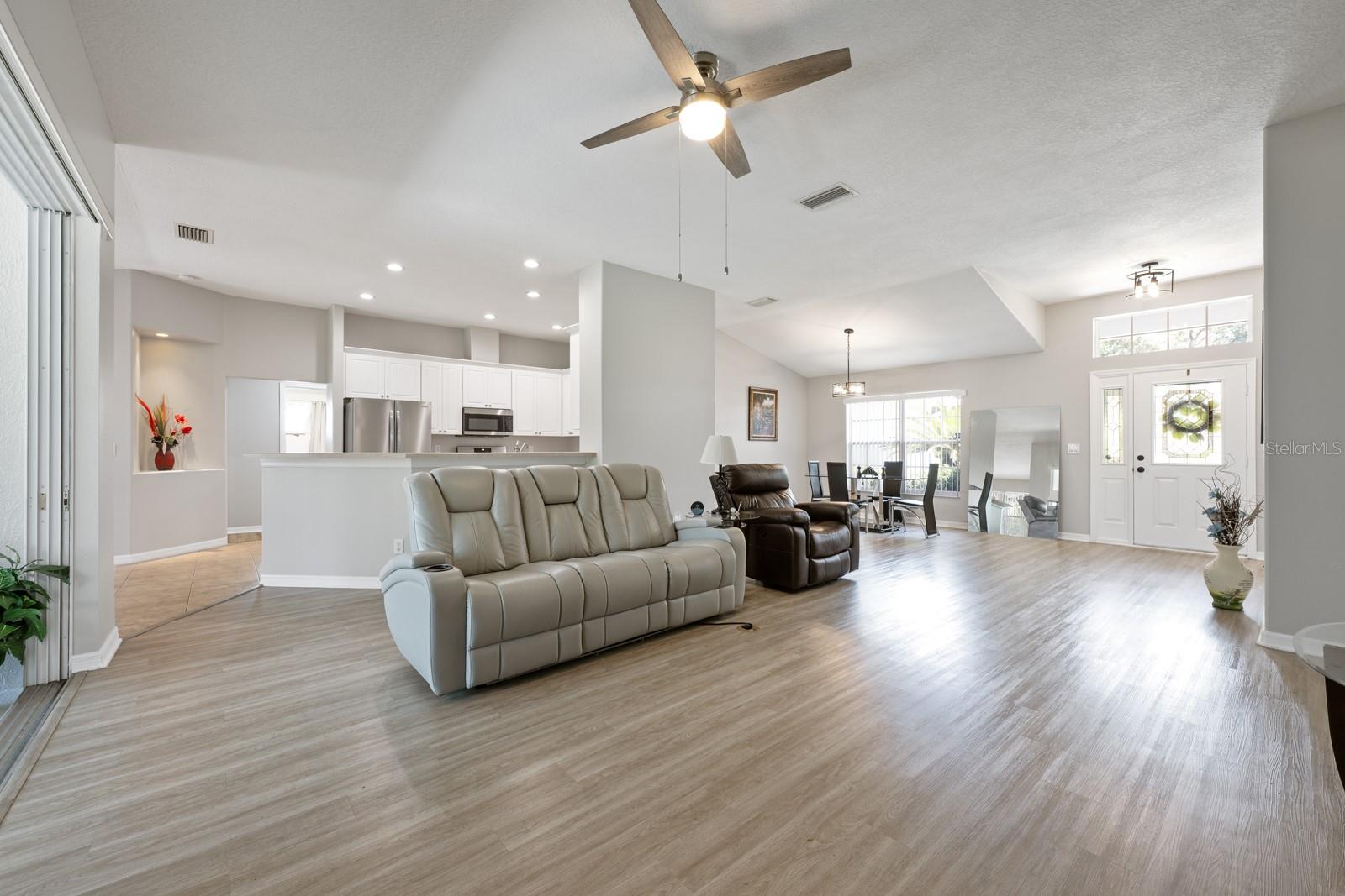 Image 3 of 32 For 27302 Orchid Glade Street