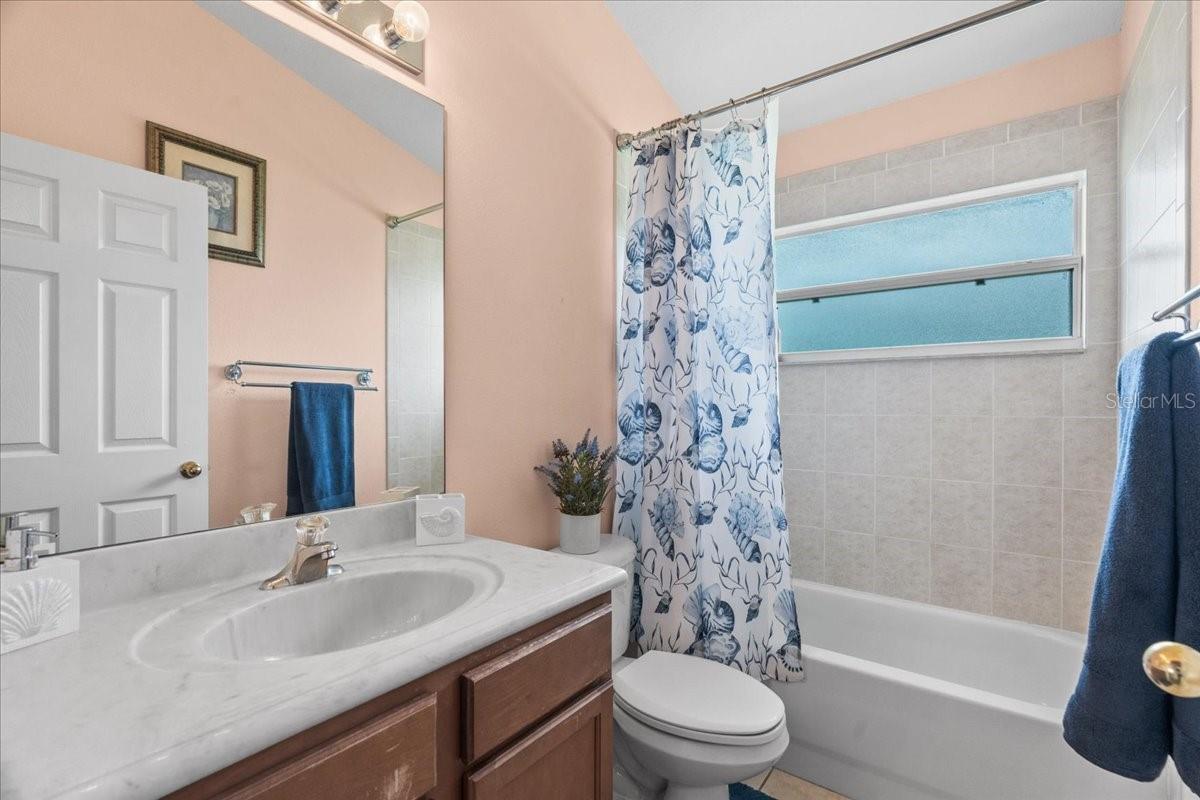 Image 18 of 26 For 2622 Roughside Circle