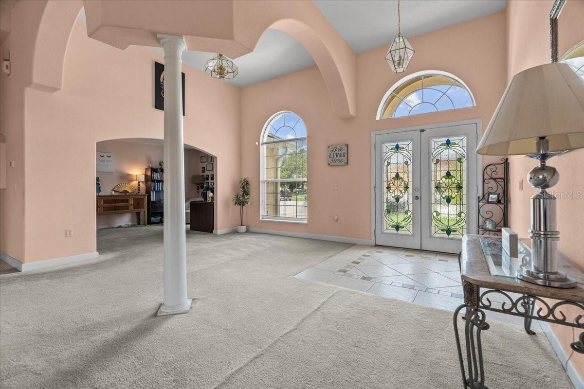 Image 4 of 26 For 2622 Roughside Circle