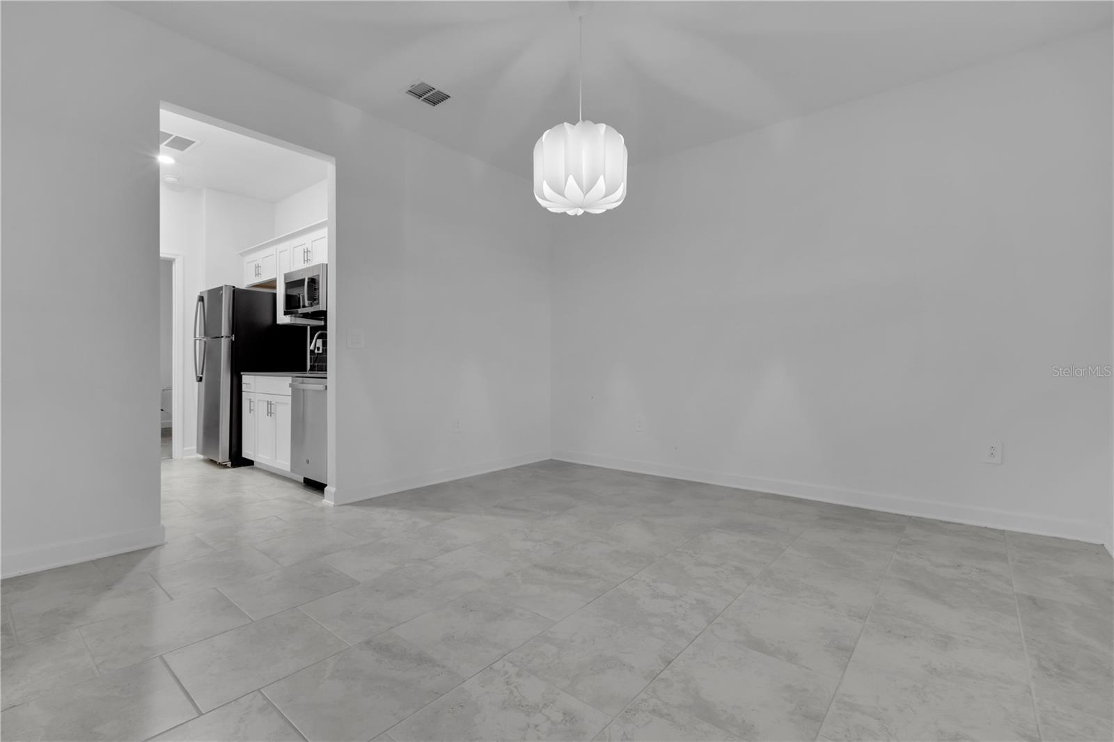 Image 14 of 31 For 3087 Camden Way