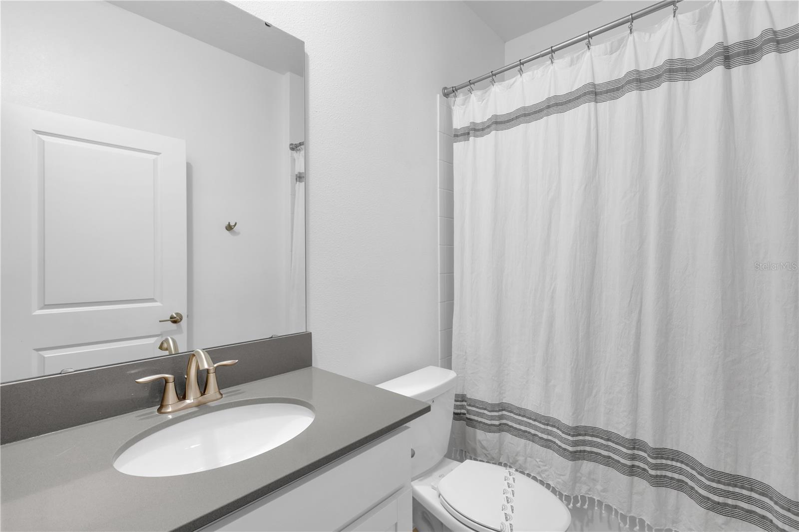 Image 16 of 31 For 3087 Camden Way