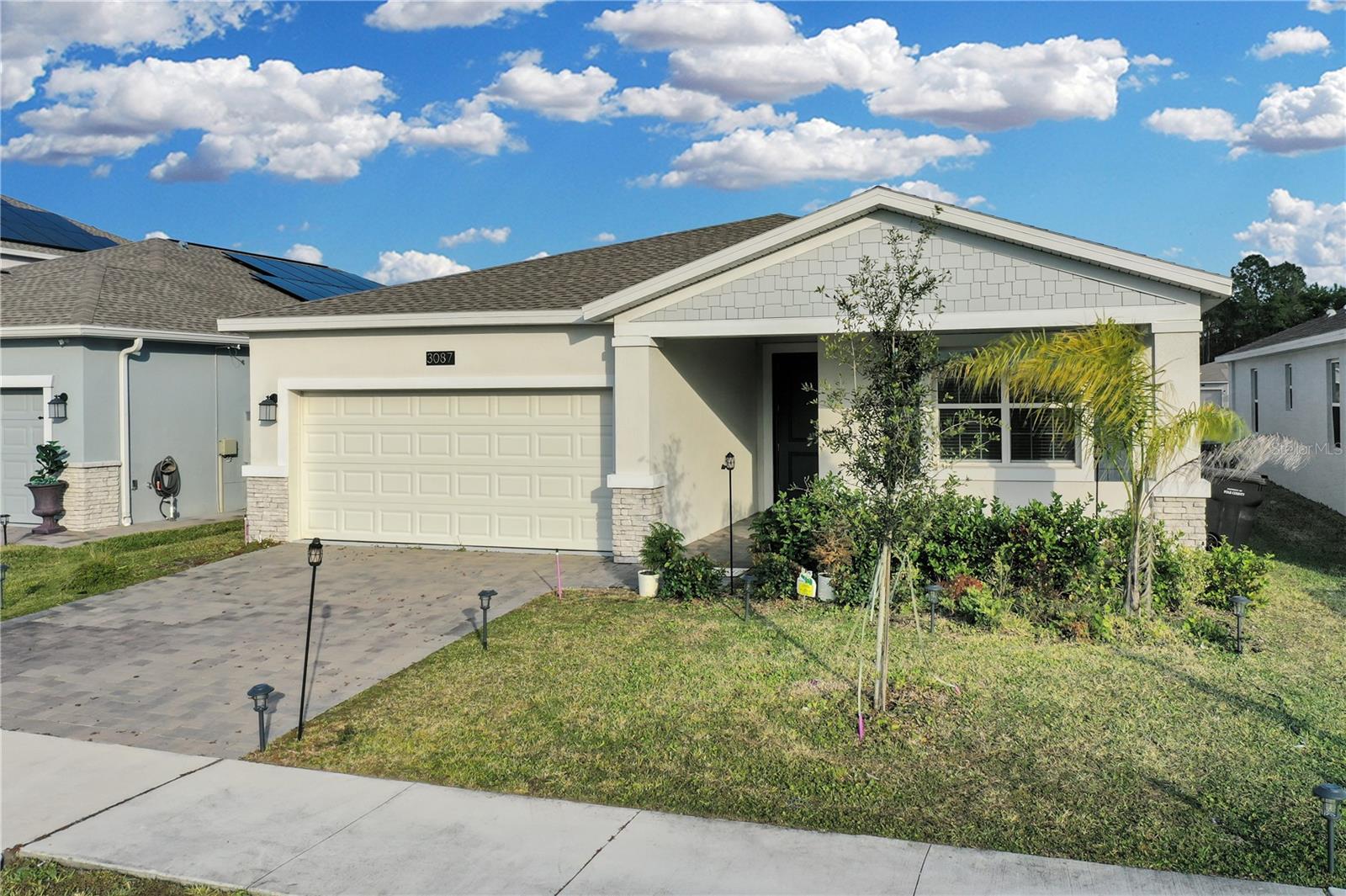 Image 2 of 31 For 3087 Camden Way