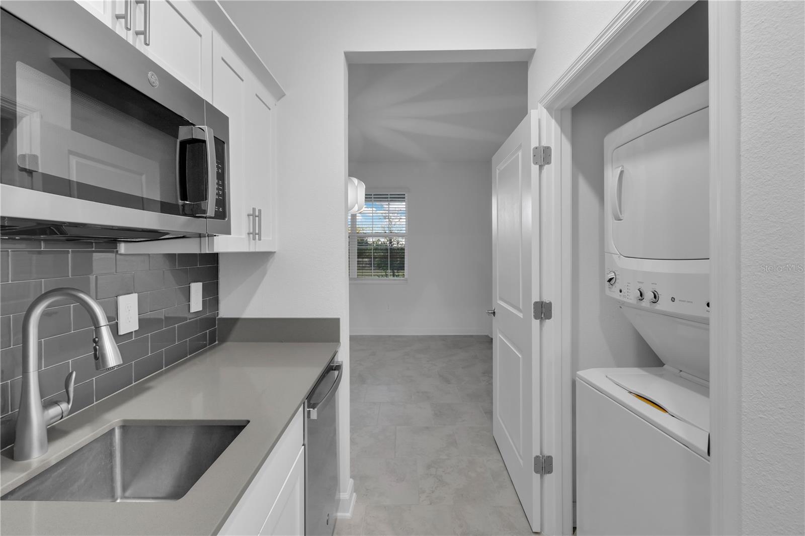 Image 22 of 31 For 3087 Camden Way