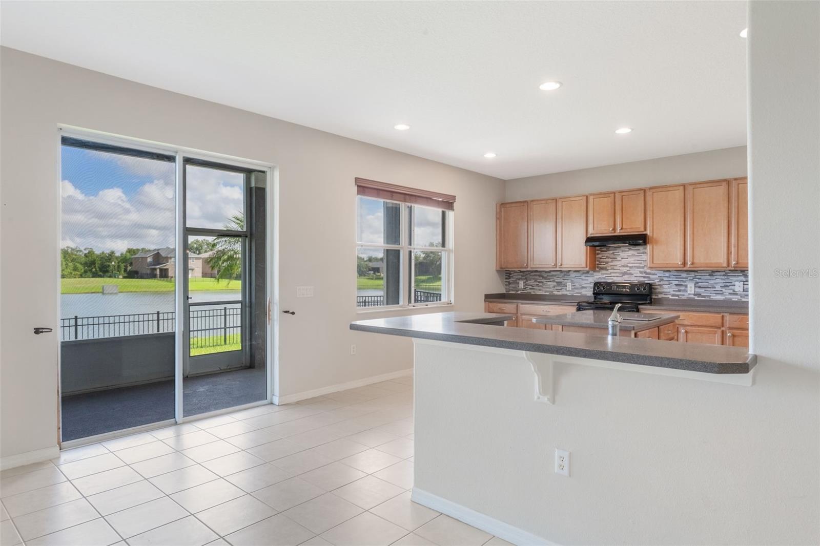 Image 14 of 66 For 2549 Balforn Tower Way