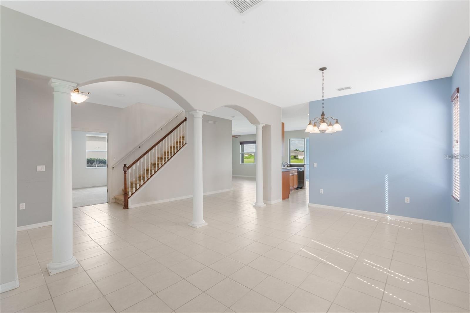Image 6 of 66 For 2549 Balforn Tower Way