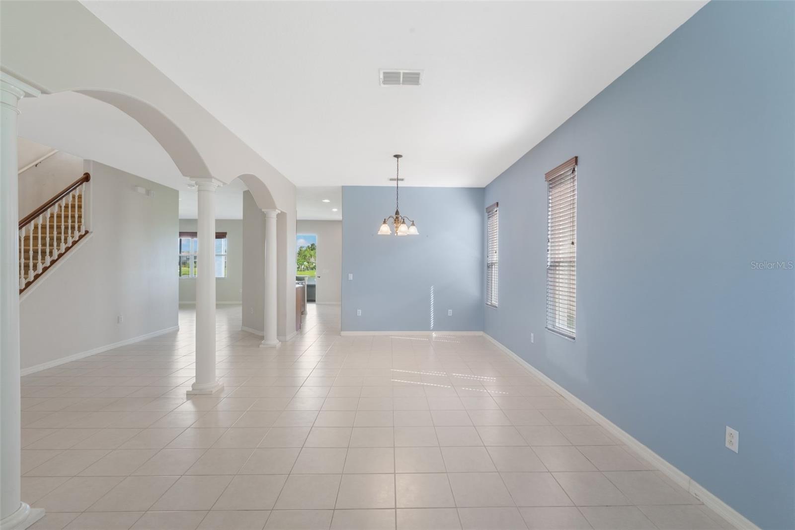 Image 7 of 66 For 2549 Balforn Tower Way