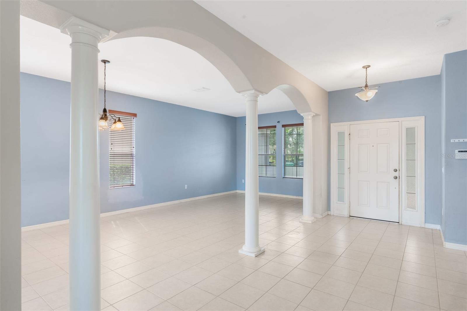 Image 9 of 66 For 2549 Balforn Tower Way