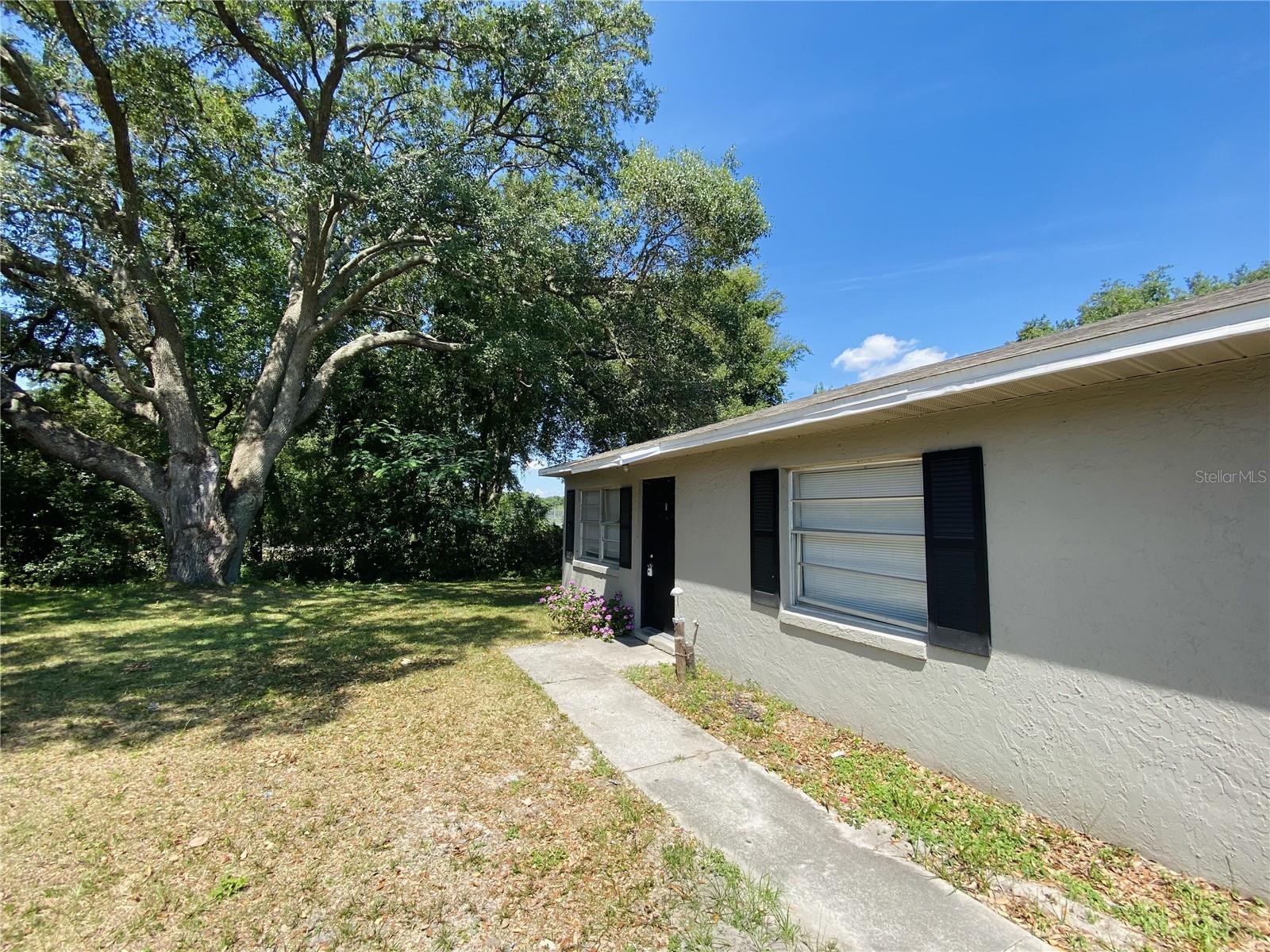 Details for 1717 Birchwood Circle 1, LEESBURG, FL 34748