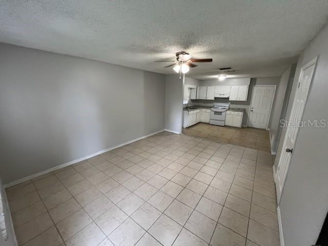 Image 3 of 13 For 1717 Birchwood Circle 1