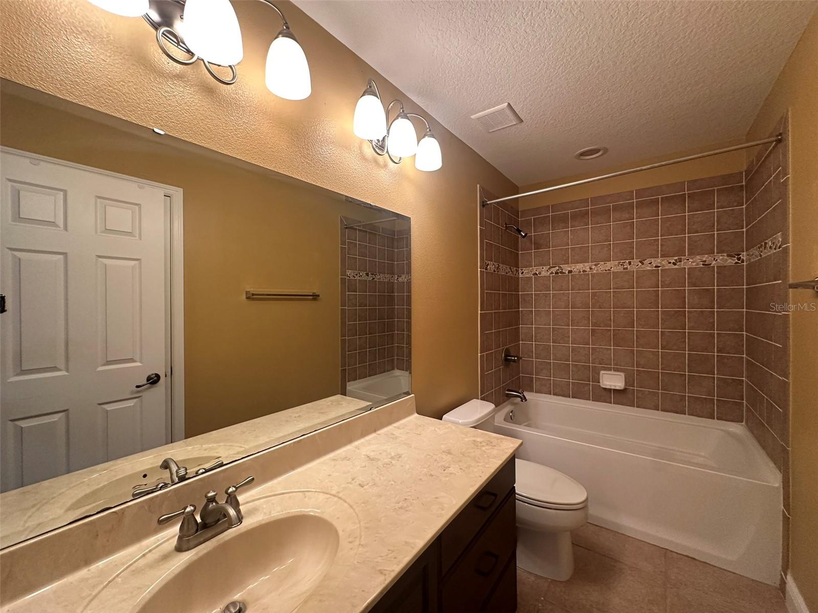 Image 29 of 53 For 2412 Country Pond Ct
