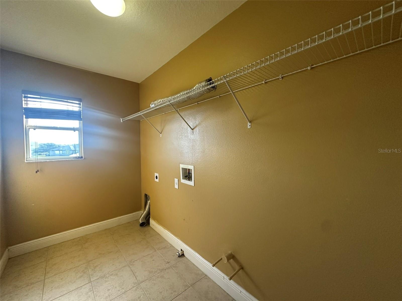 Image 33 of 53 For 2412 Country Pond Ct