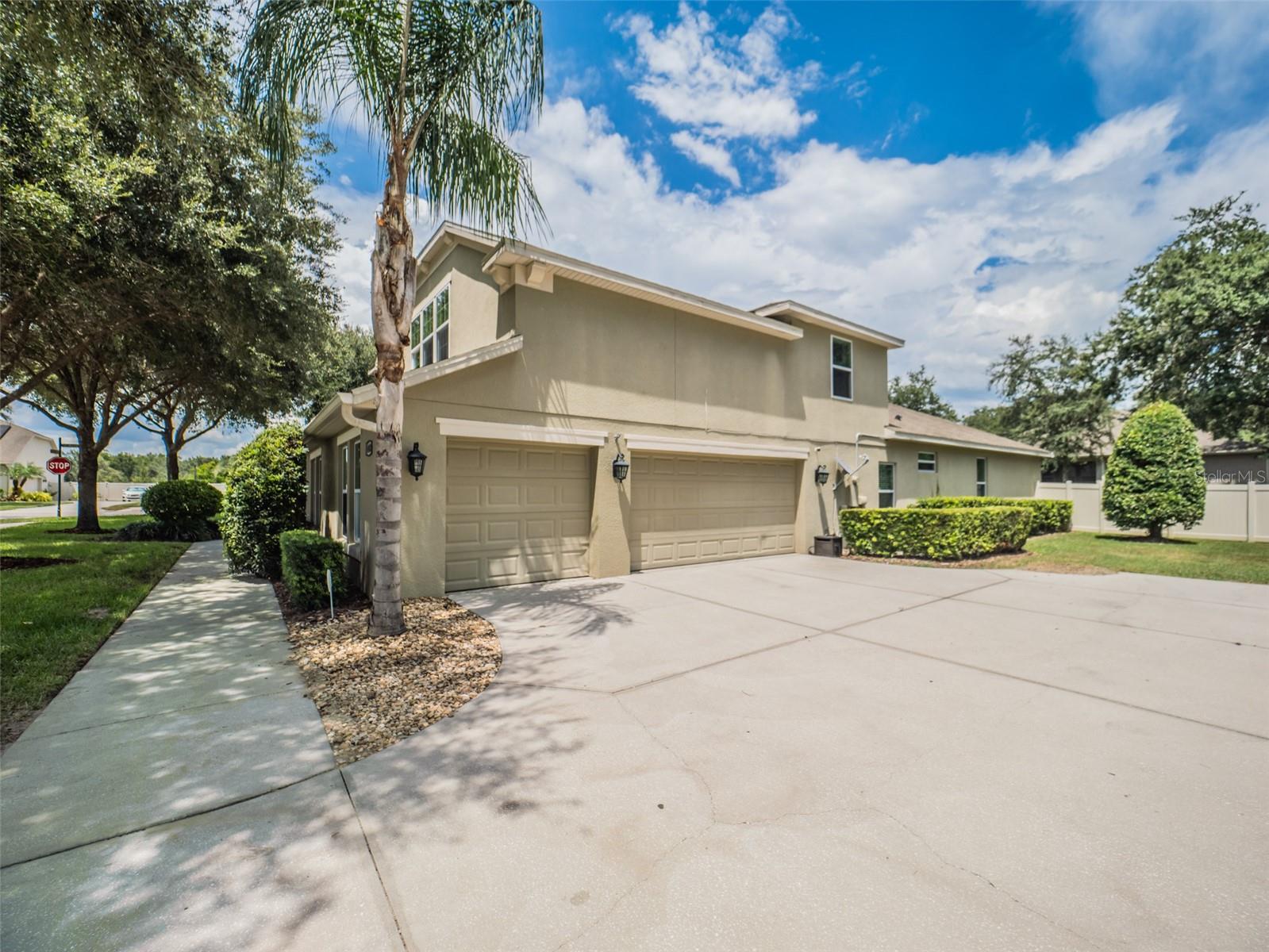 Image 4 of 63 For 4443 Pine Gold Avenue