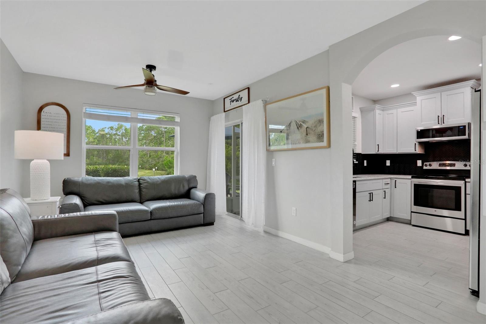 Image 11 of 45 For 145 Tarracina Way