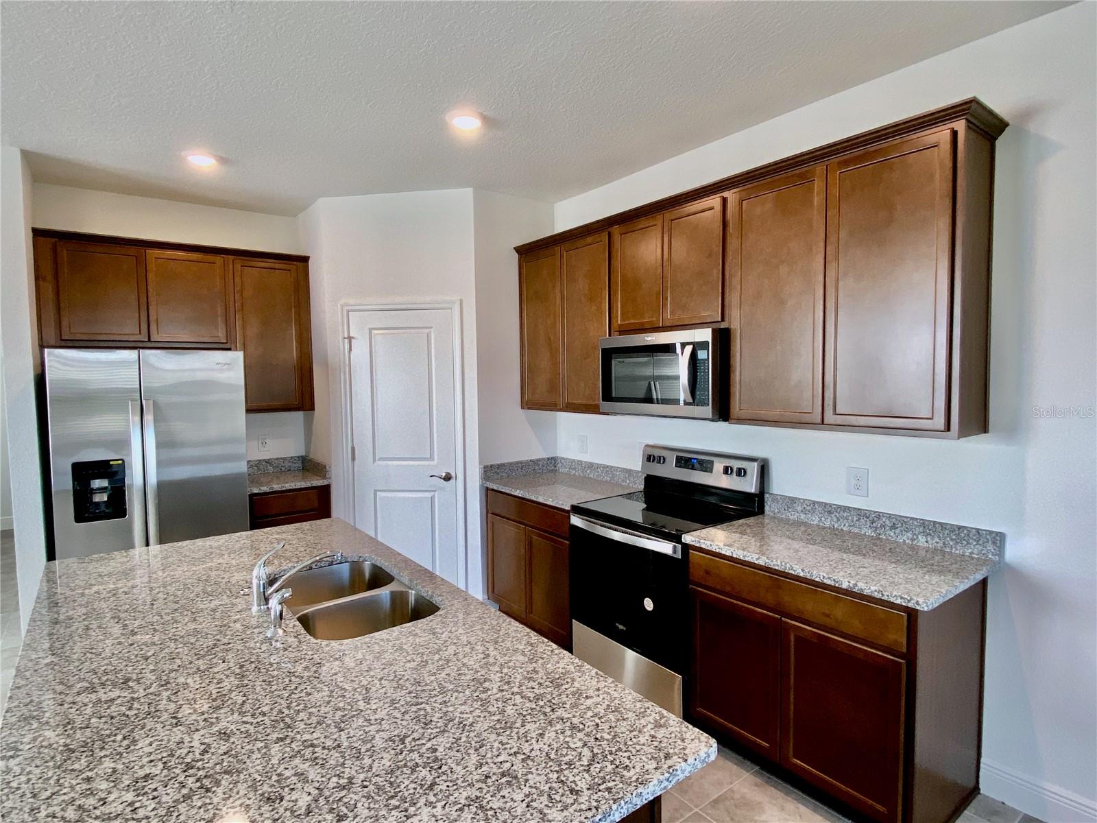 Image 6 of 28 For 12073 Bracco Street