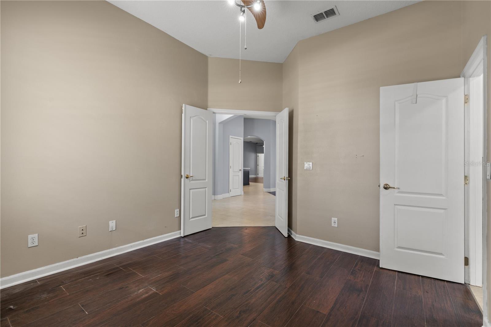 Image 39 of 58 For 1813 Slough Court