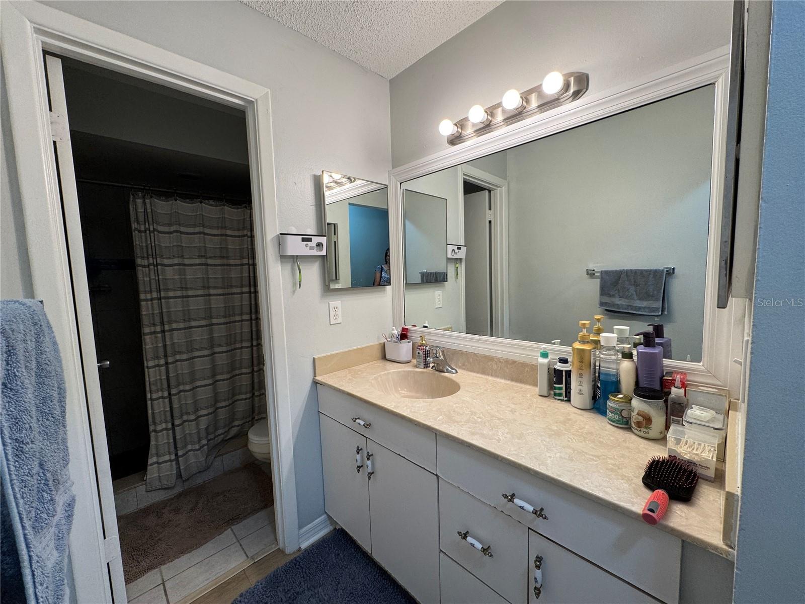 Image 15 of 35 For 7237 Harbor Heights Circle