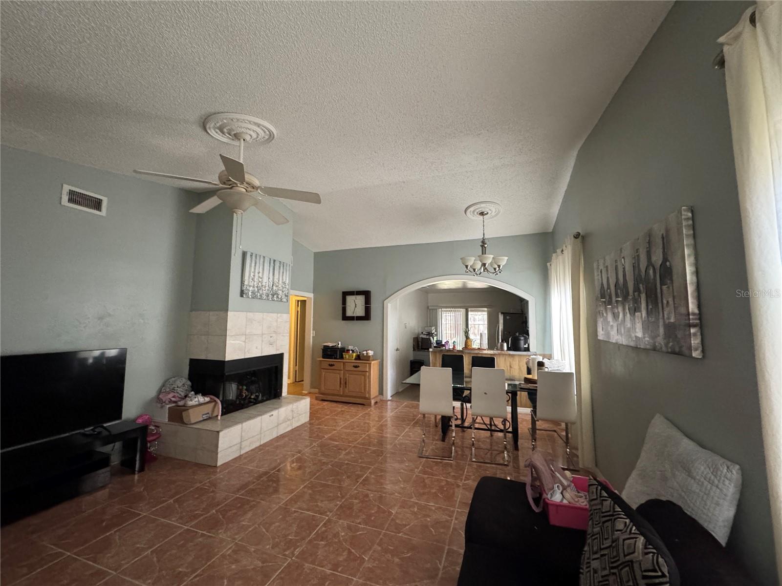 Image 21 of 35 For 7237 Harbor Heights Circle
