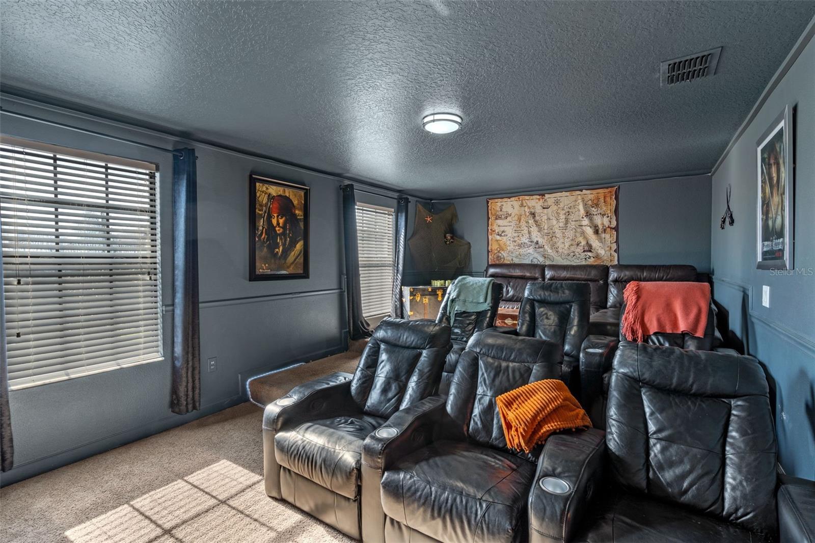 Image 16 of 43 For 1424 Wexford Way