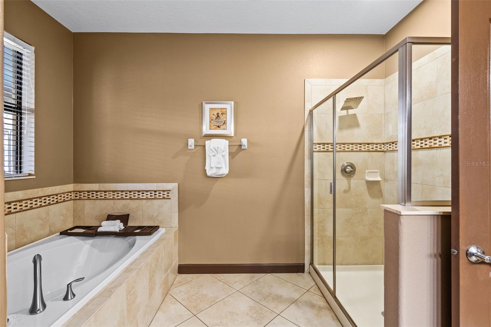 Image 30 of 43 For 1424 Wexford Way