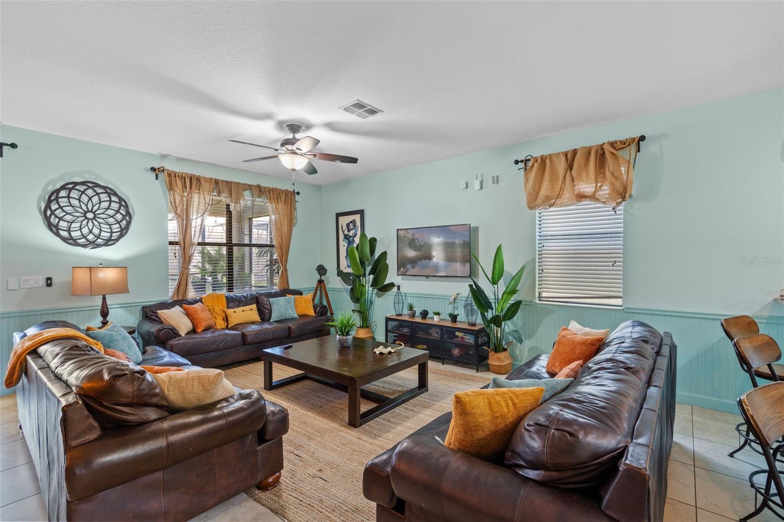 Image 4 of 43 For 1424 Wexford Way