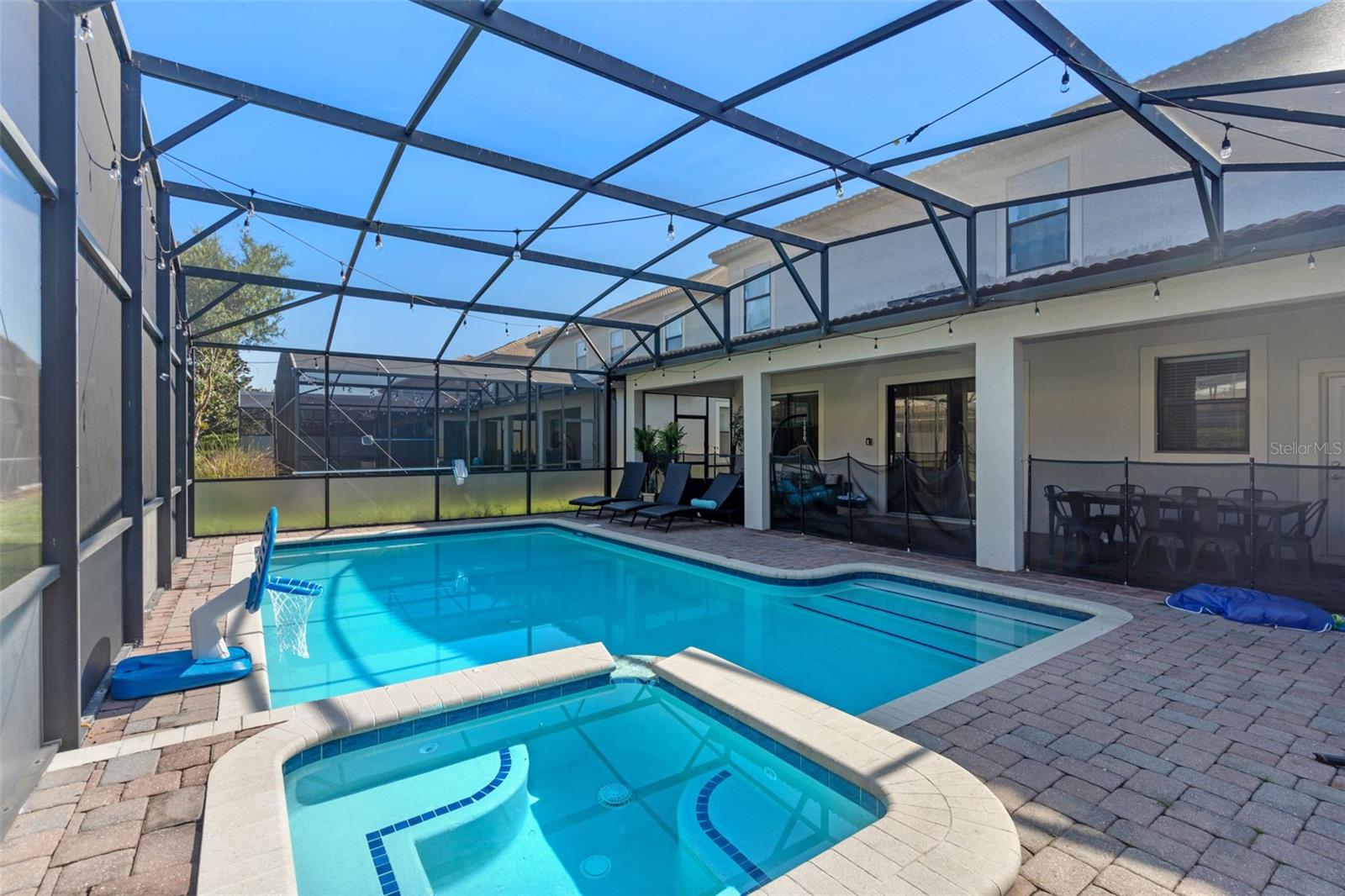 Image 41 of 43 For 1424 Wexford Way
