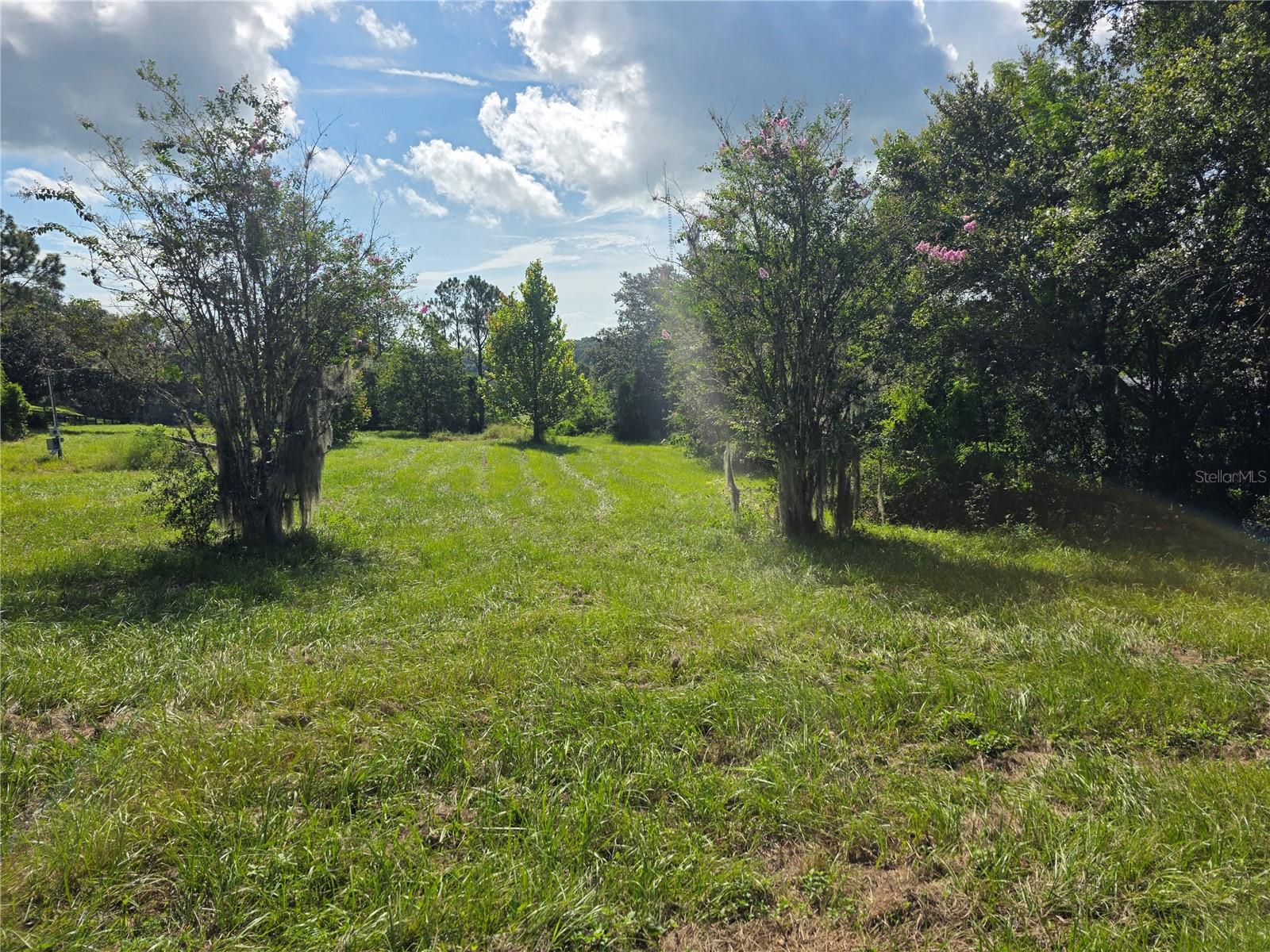 Image 4 of 55 For 20342 Sugarloaf Mountain Road