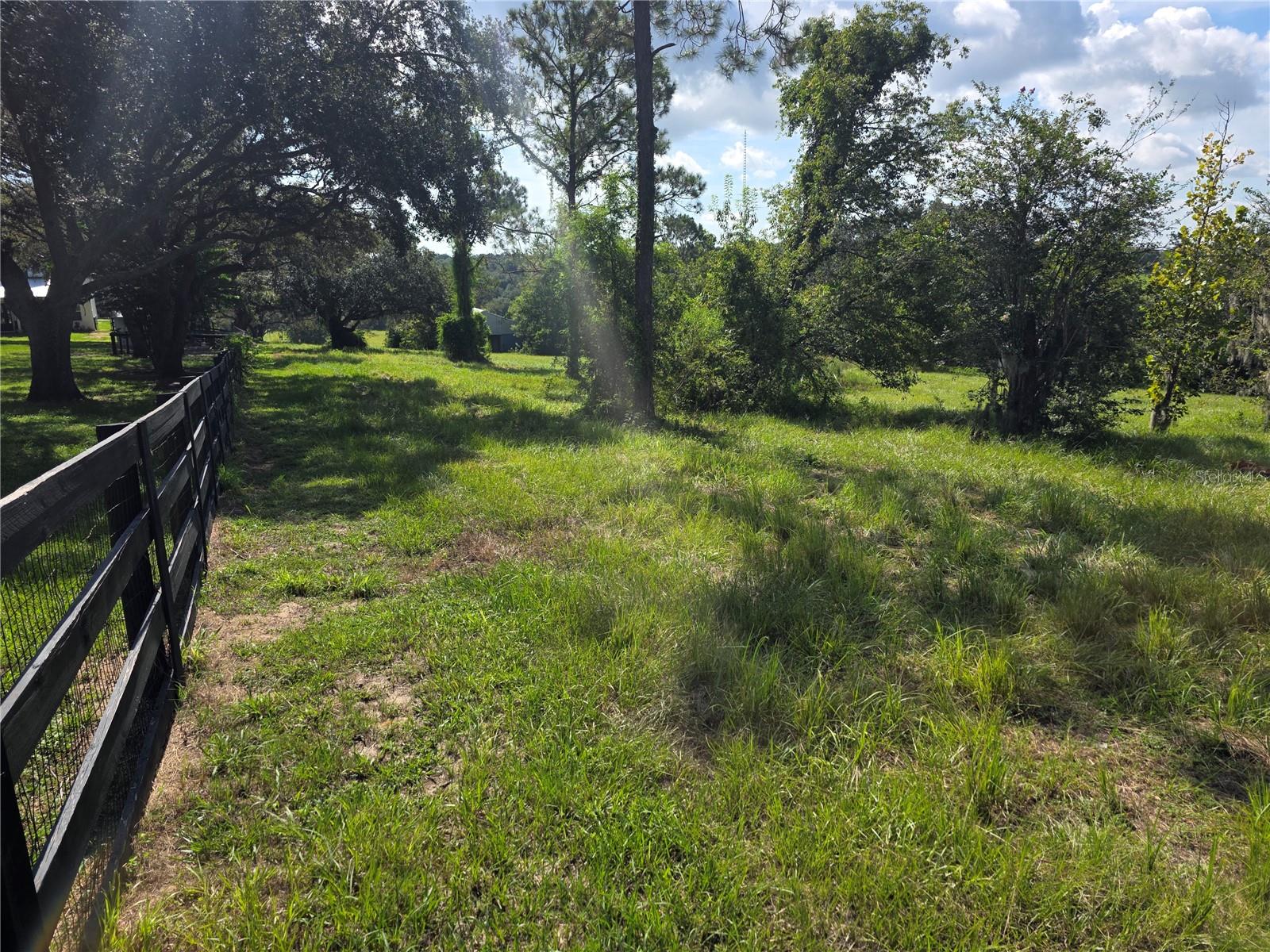 Image 6 of 55 For 20342 Sugarloaf Mountain Road