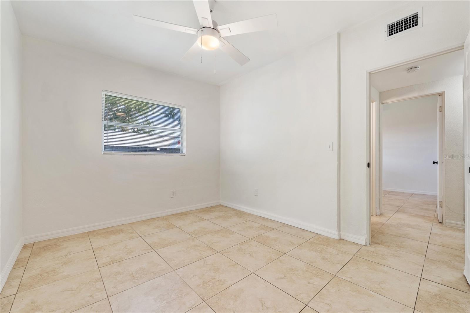 Image 13 of 21 For 315 Fairlane Avenue