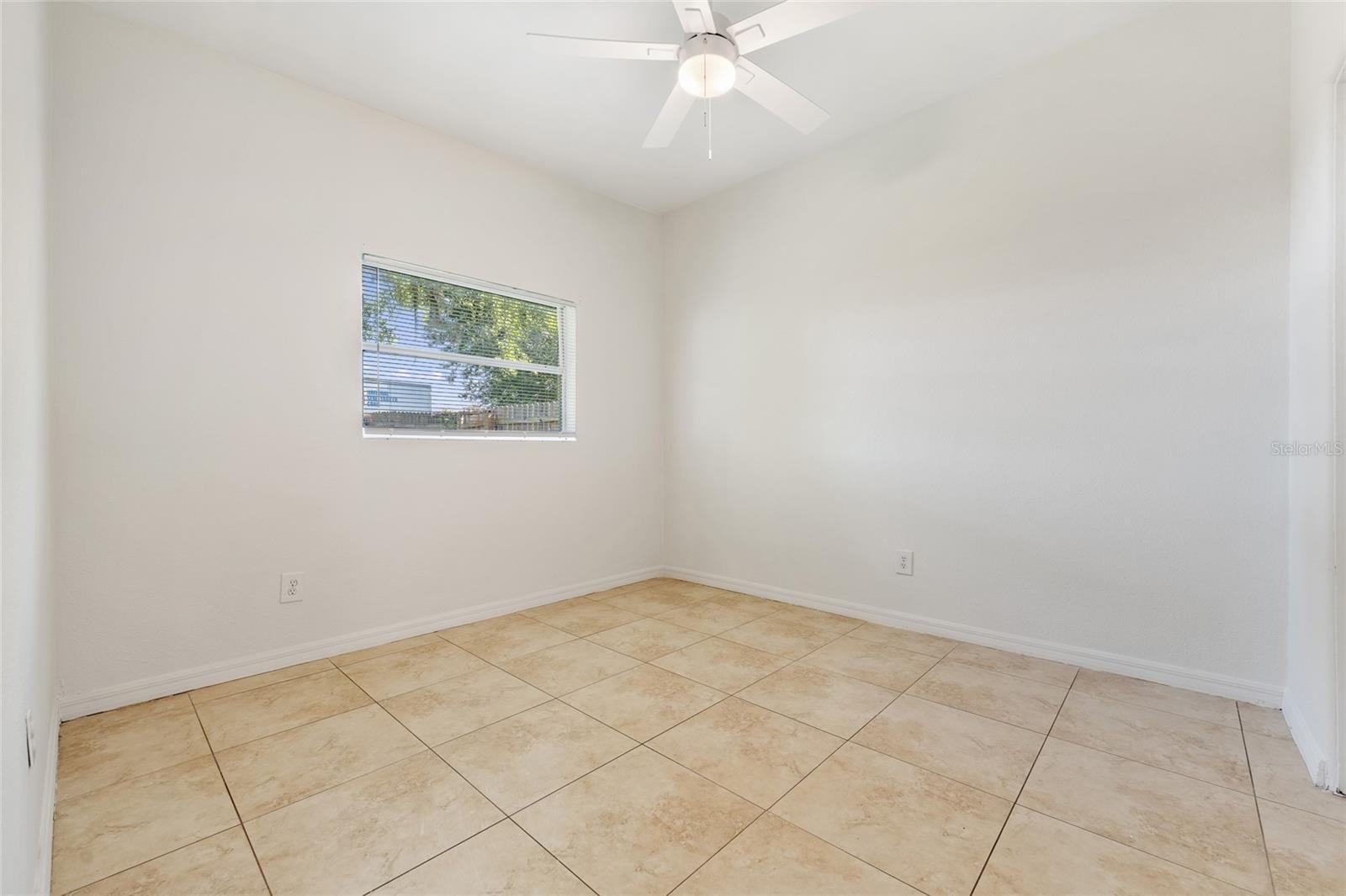 Image 15 of 21 For 315 Fairlane Avenue