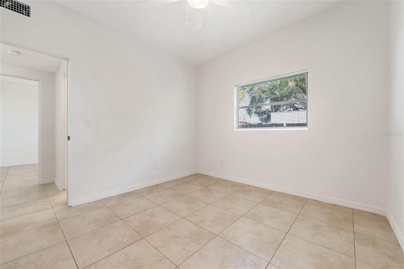 Image 16 of 21 For 315 Fairlane Avenue