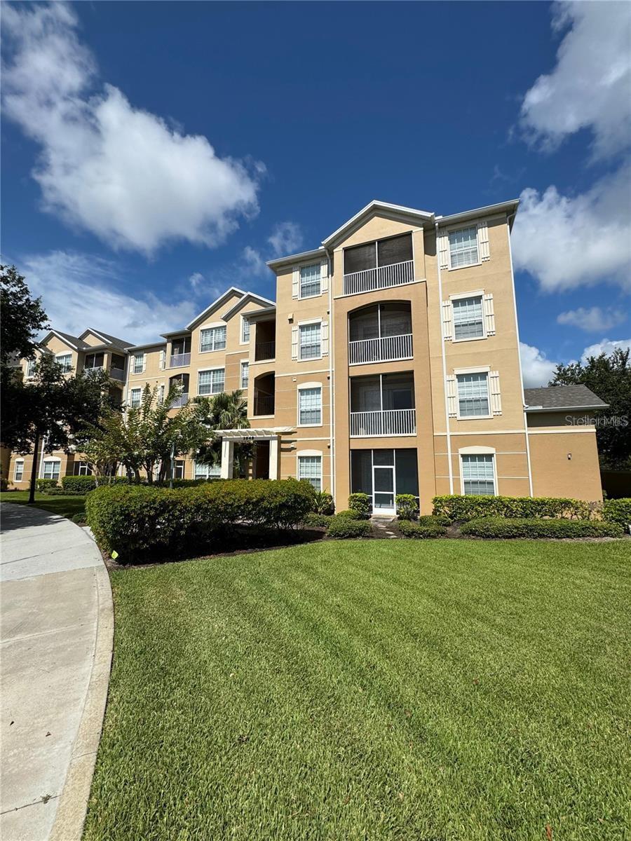 Image 2 of 34 For 3848 Lexmark Lane 206